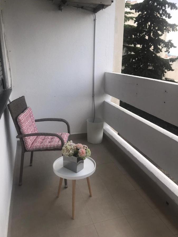 2 Bedroom Apartment/Parking/Market Split Exterior foto