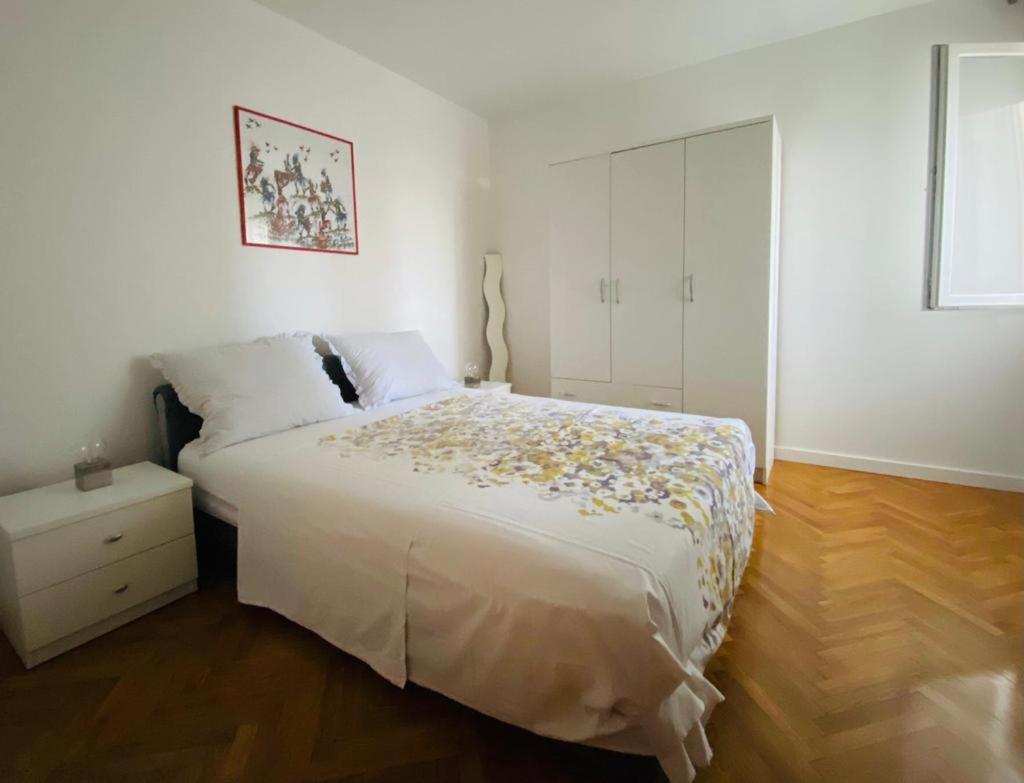 2 Bedroom Apartment/Parking/Market Split Exterior foto