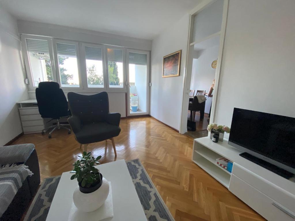 2 Bedroom Apartment/Parking/Market Split Exterior foto