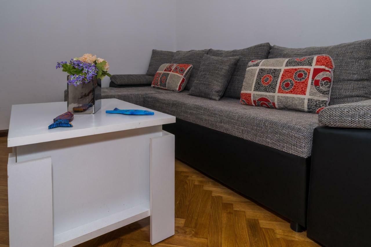 2 Bedroom Apartment/Parking/Market Split Exterior foto